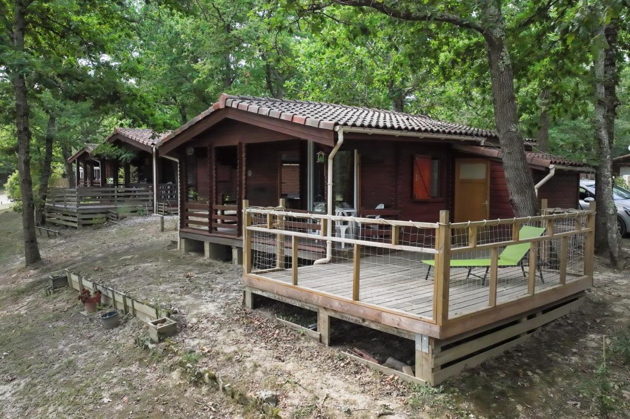 Camping Les Lacs D'Armagnac Bretagne-d'Armagnac Екстериор снимка